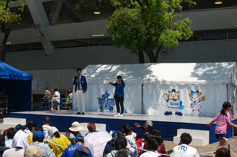 折りたたみ式アルミ製ステージ